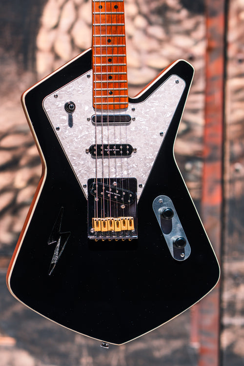 Maverick Piano Black